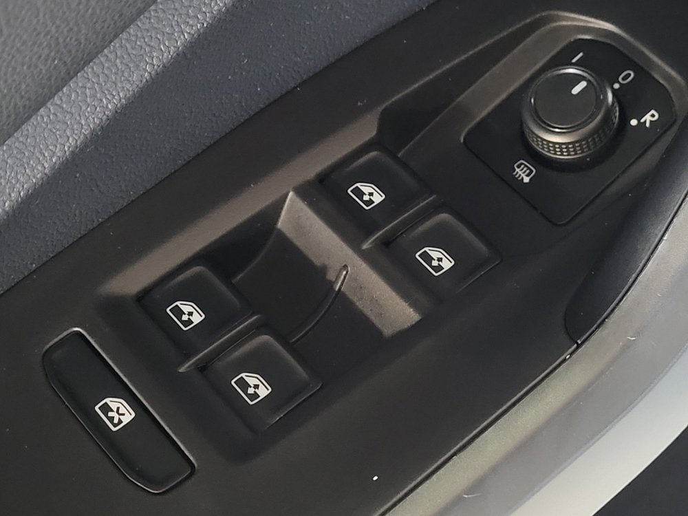 Used 2019 Volkswagen Jetta S w/ Driver Assistance Package FWD image 27