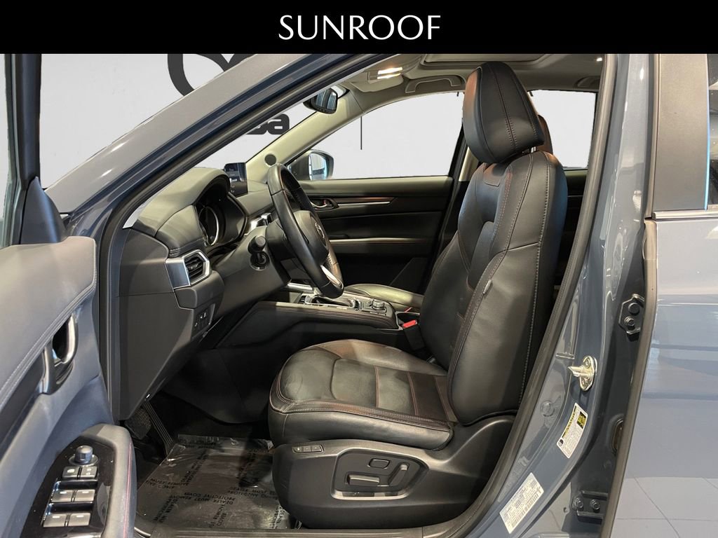 Used 2023 MAZDA CX-5 Carbon Edition image 9