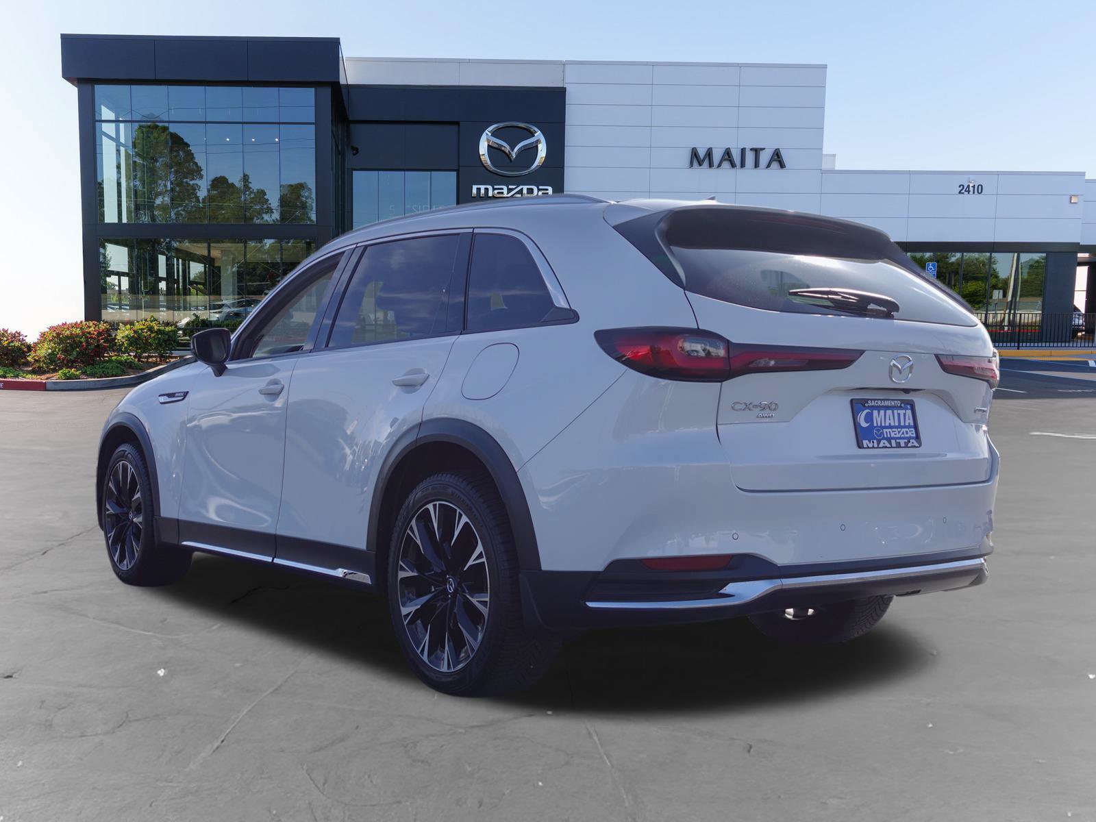 Certified 2024 MAZDA CX-90 Plug-In Hybrid w/ Premium Pkg AWD/4WD image 6