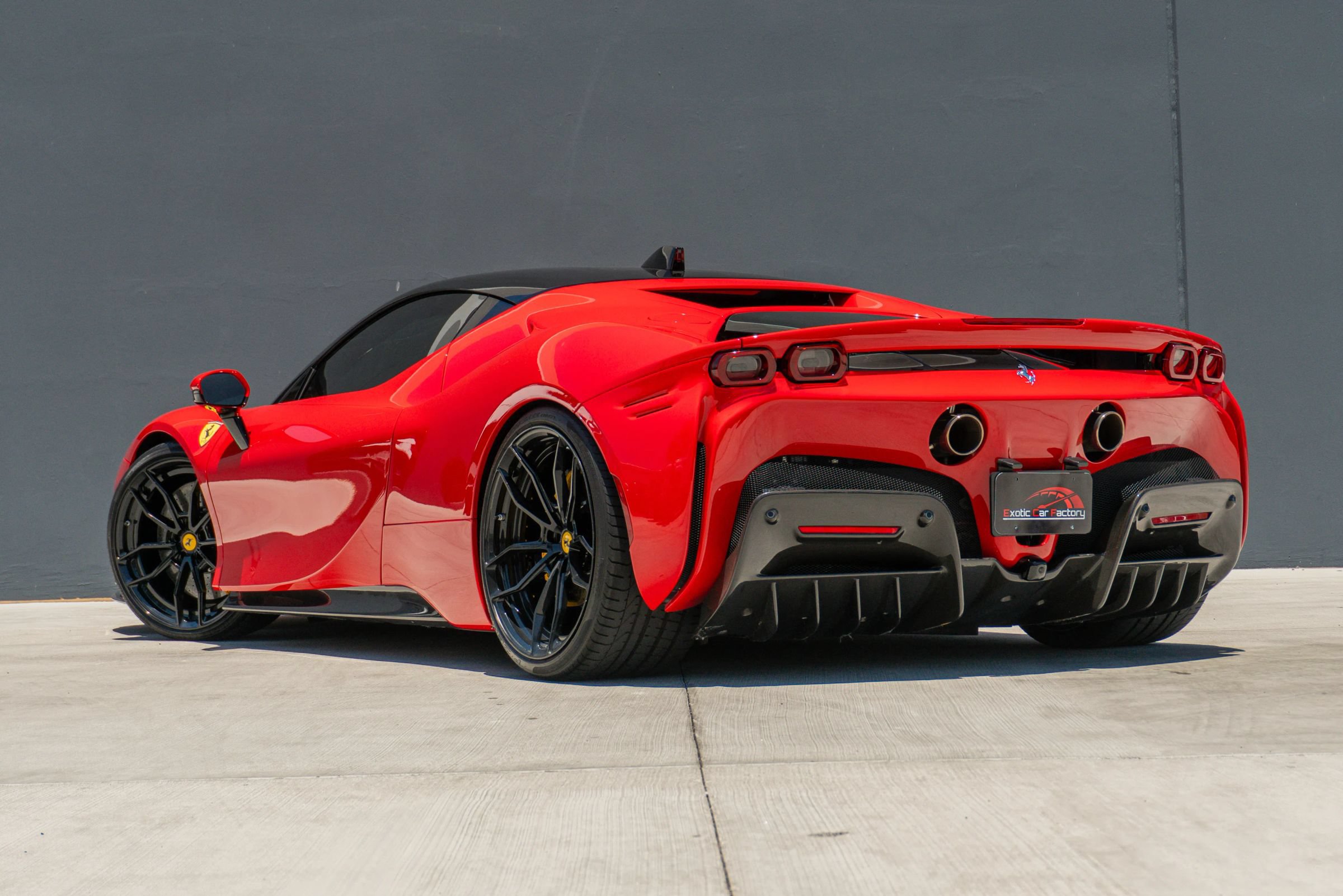 Used 2021 Ferrari SF90 Stradale AWD/4WD image 3