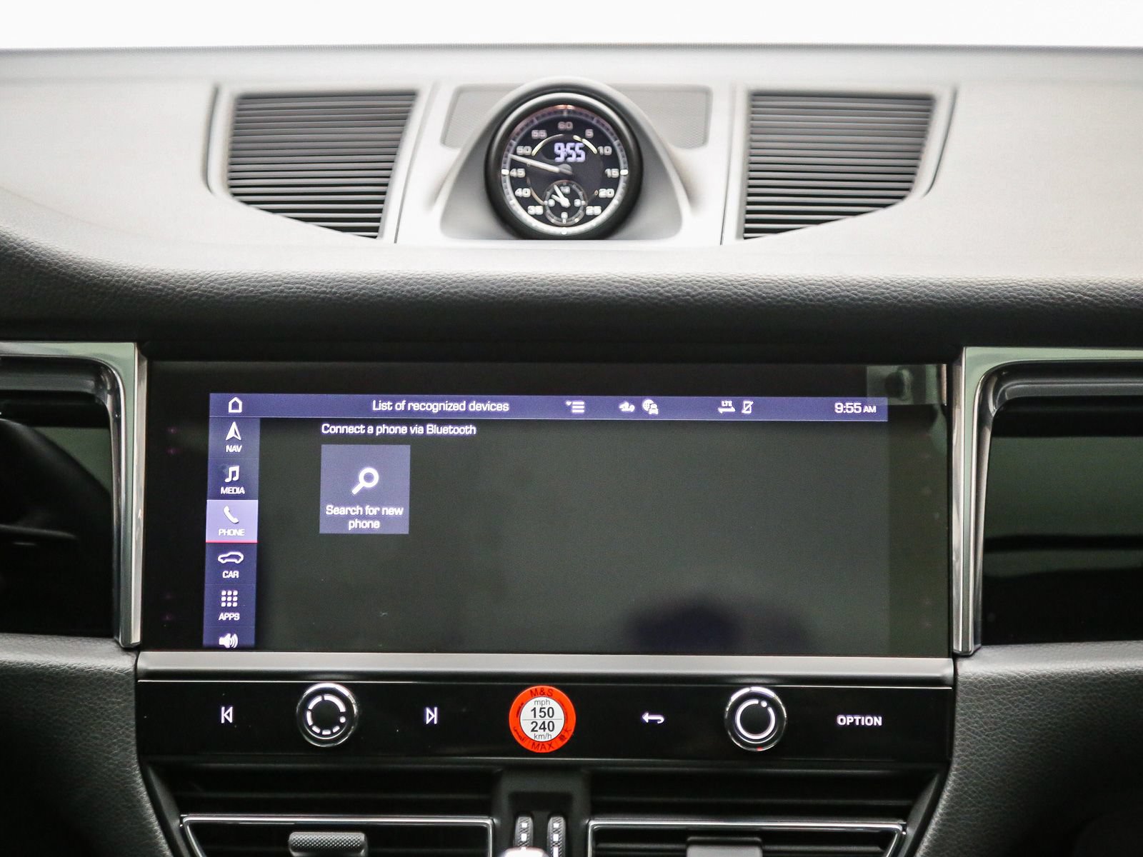 Certified 2026 Porsche Macan AWD/4WD image 19