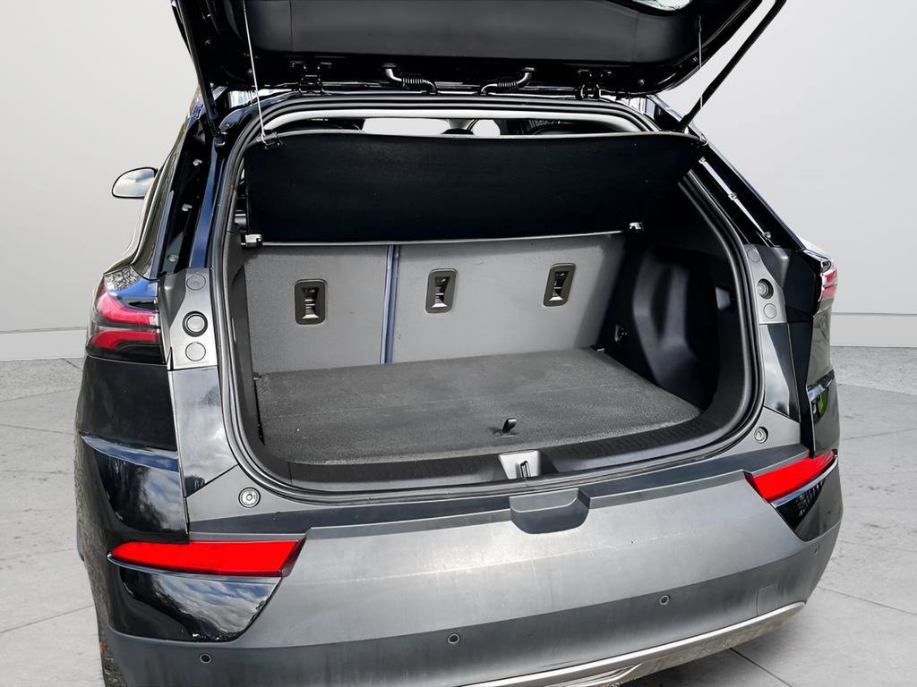 Certified 2022 Chevrolet Bolt EUV LT w/ Convenience Package image 22