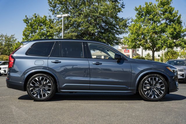 New 2026 Volvo XC90 B6 Ultra image 3