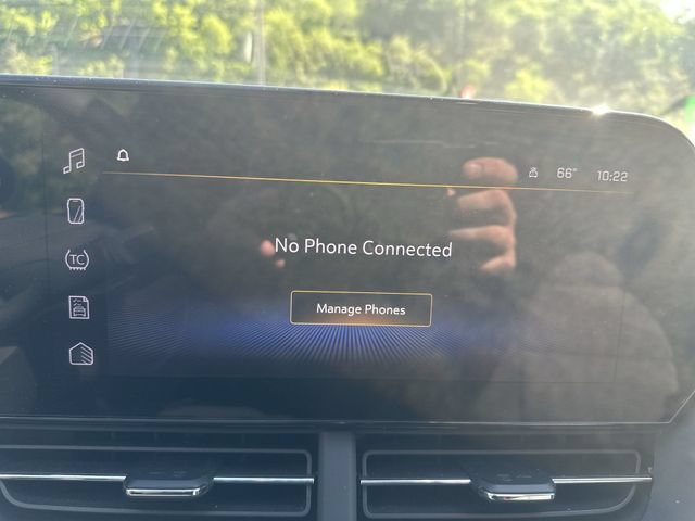 Used 2025 Chevrolet Trax LT FWD image 21