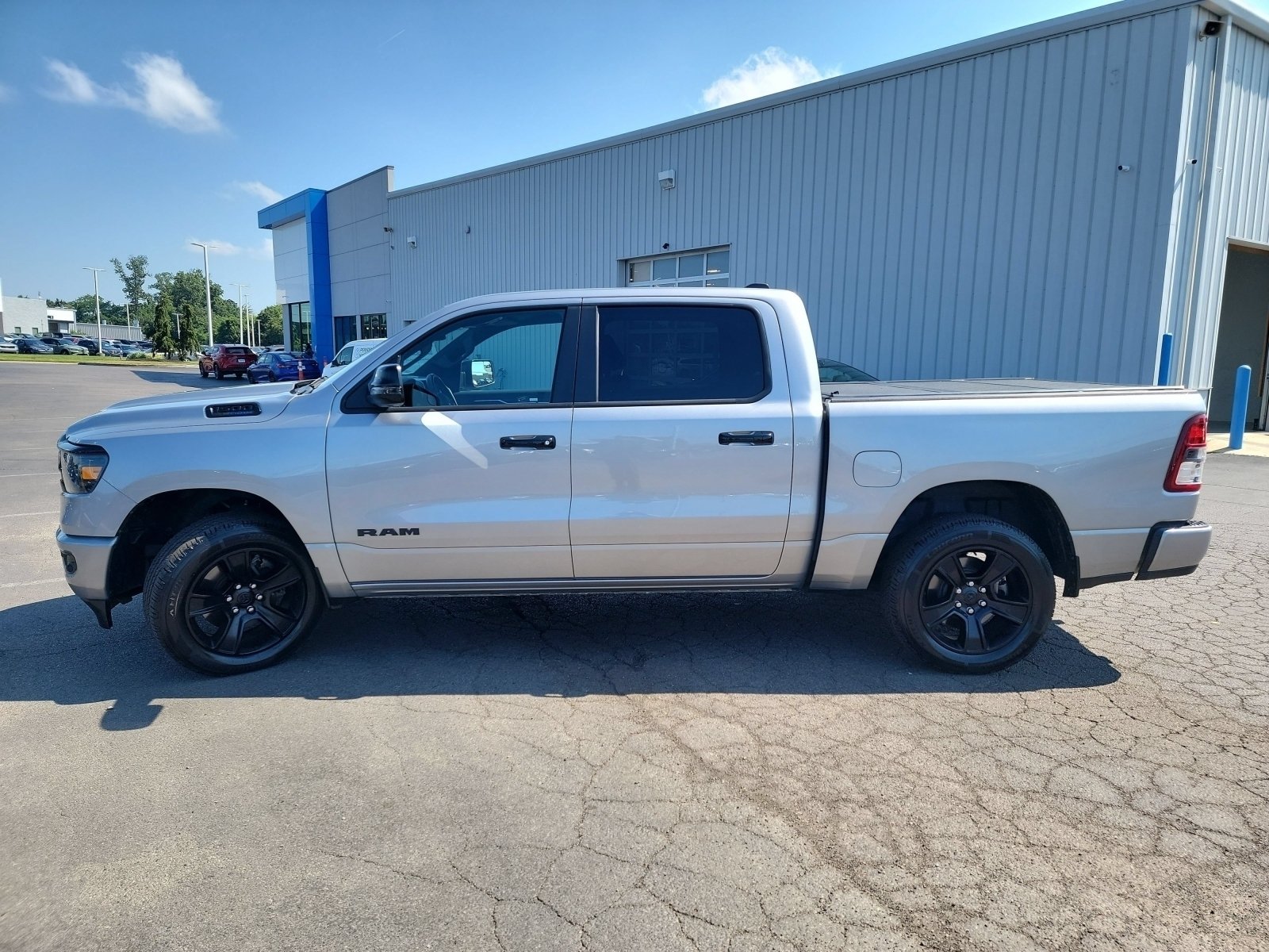 Used 2023 RAM 1500 Big Horn AWD/4WD image 4