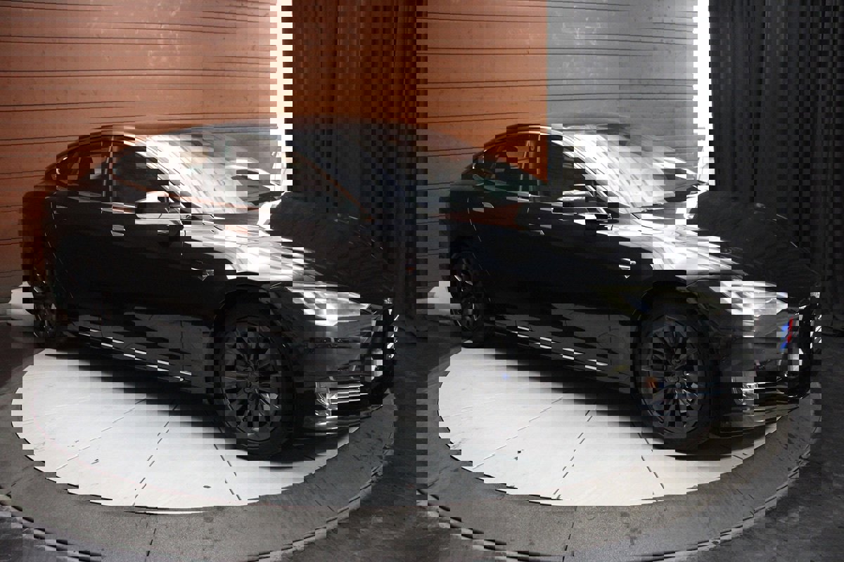 Used 2018 Tesla Model S 75D image 18