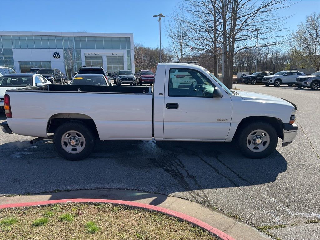 Used 2002 Chevrolet Silverado 1500 2WD Regular Cab image 8