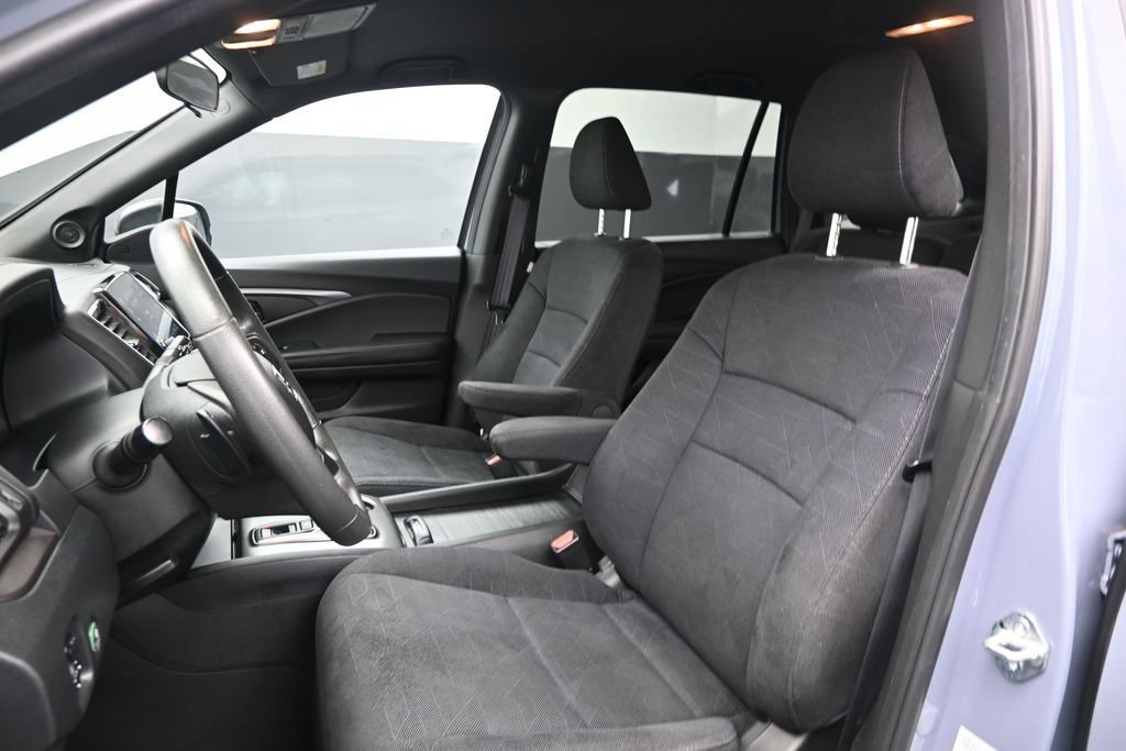 Used 2022 Honda Pilot Sport image 16