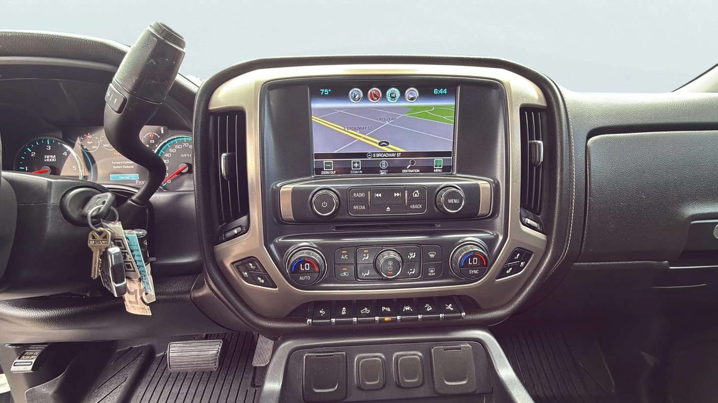 Used 2018 GMC Sierra 1500 Denali w/ Denali Ultimate Package AWD/4WD image 10