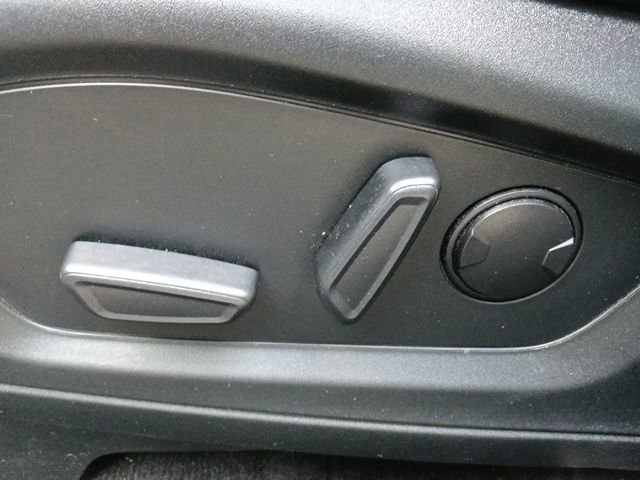 Certified 2022 Ford Explorer XLT w/ Class IV Trailer Tow Package image 16