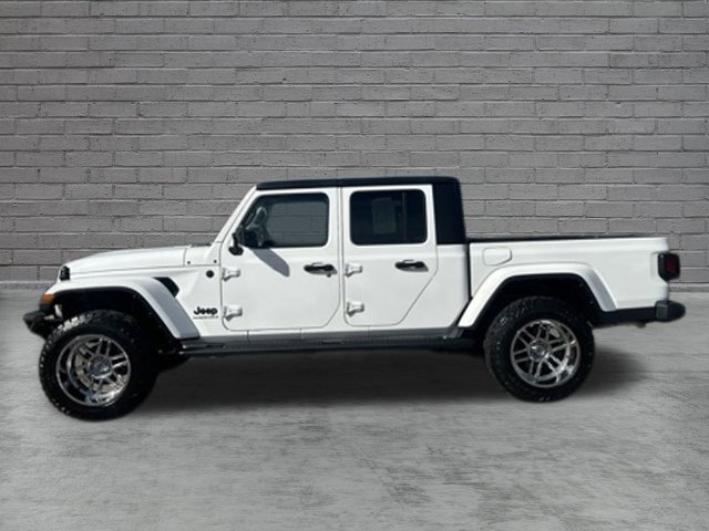 Used 2023 Jeep Gladiator Sport AWD/4WD image 4