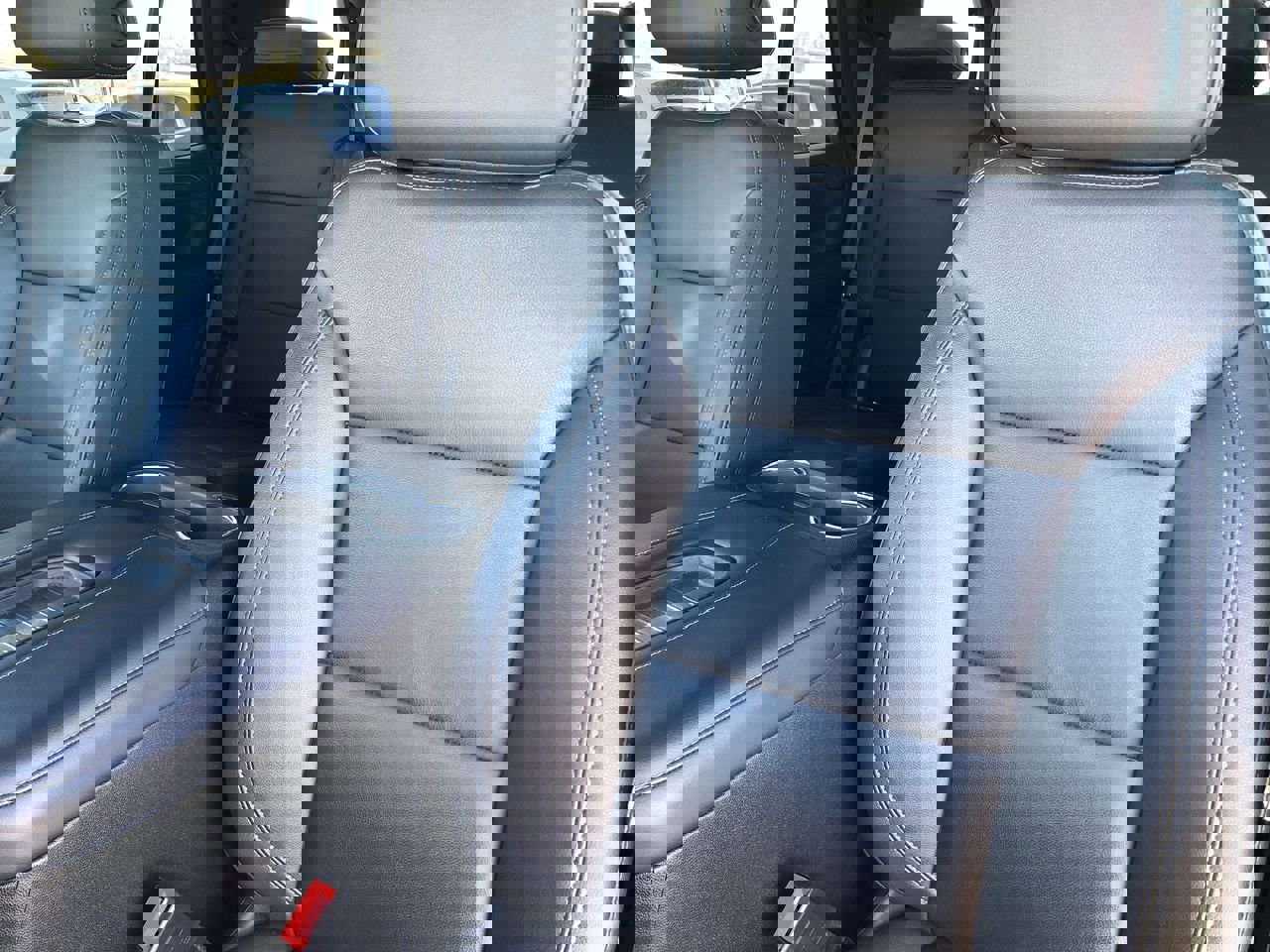 Used 2022 Chevrolet Tahoe Z71 w/ Z71 Off-Road Package image 15