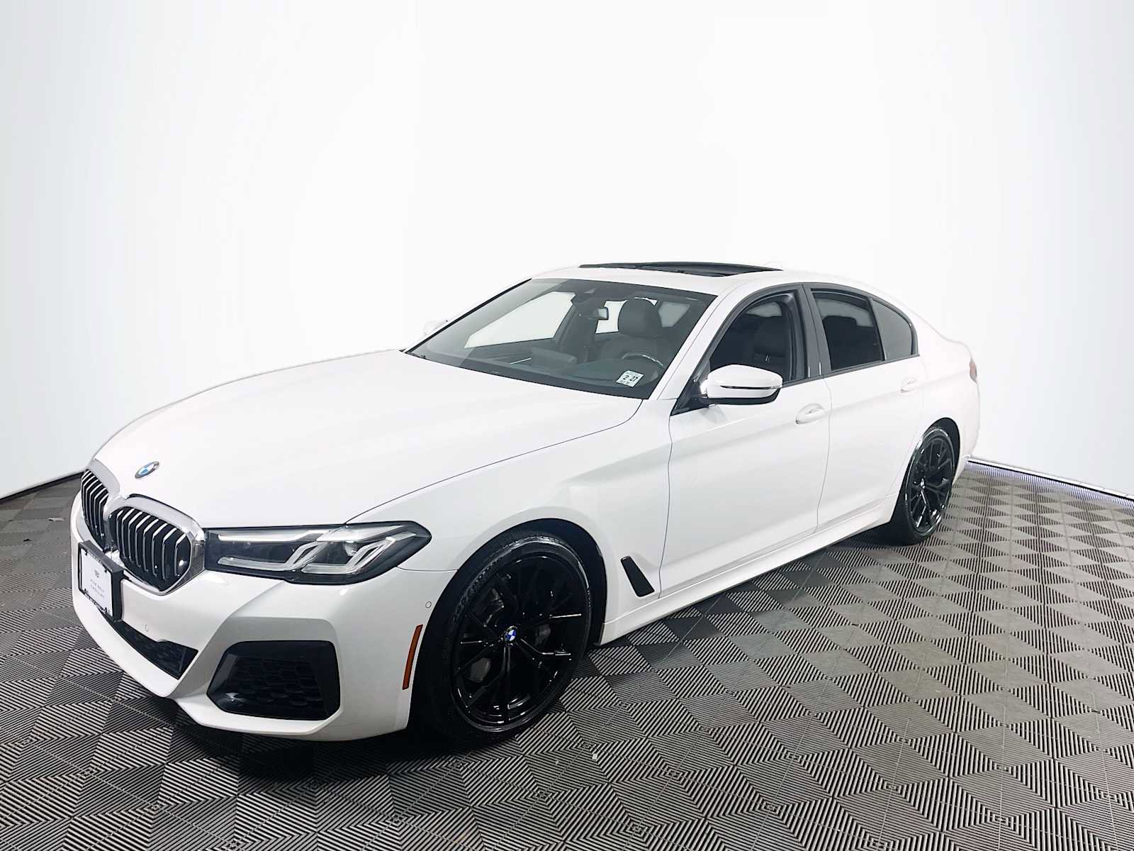 Used 2022 BMW 540i xDrive w/ M Sport Package
