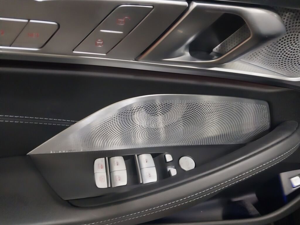 Used 2024 BMW M8 Gran Coupe xDrive Competition image 7