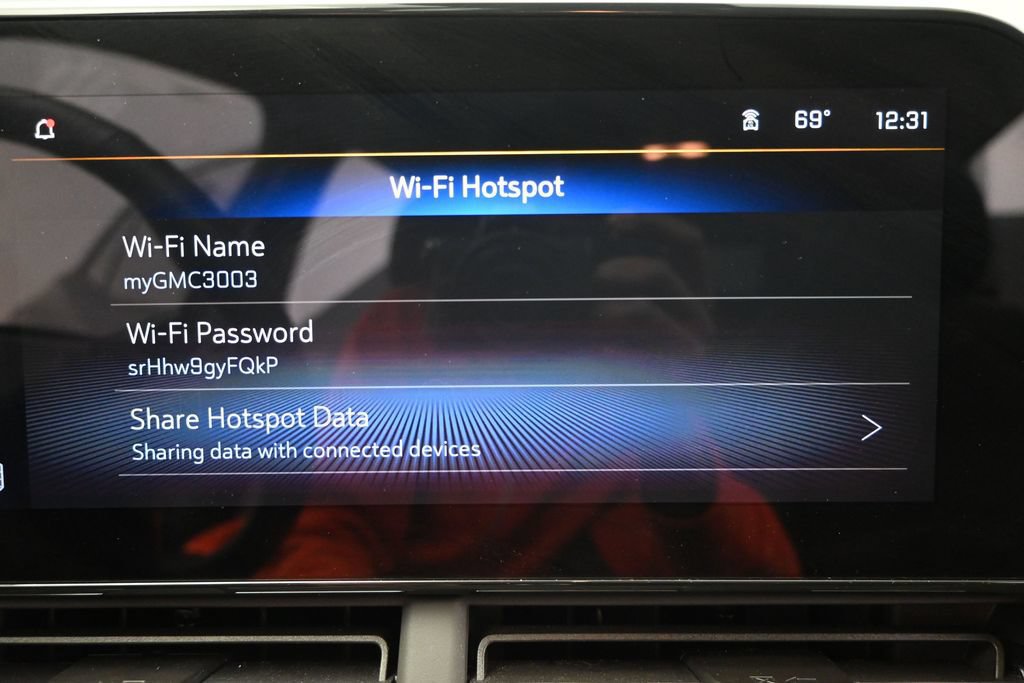Used 2024 Chevrolet Trax ACTIV w/ Sunroof Package FWD image 28