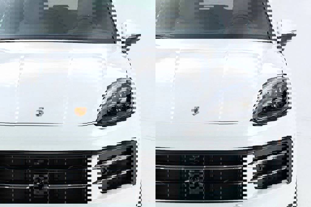 New 2026 Porsche Cayenne S image 32