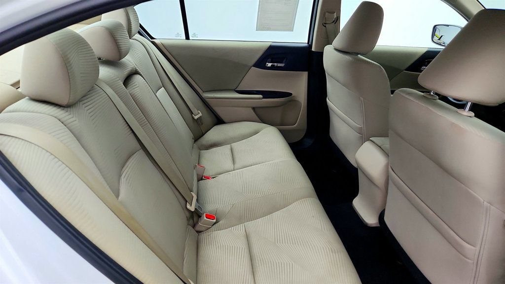 Used 2017 Honda Accord LX image 22