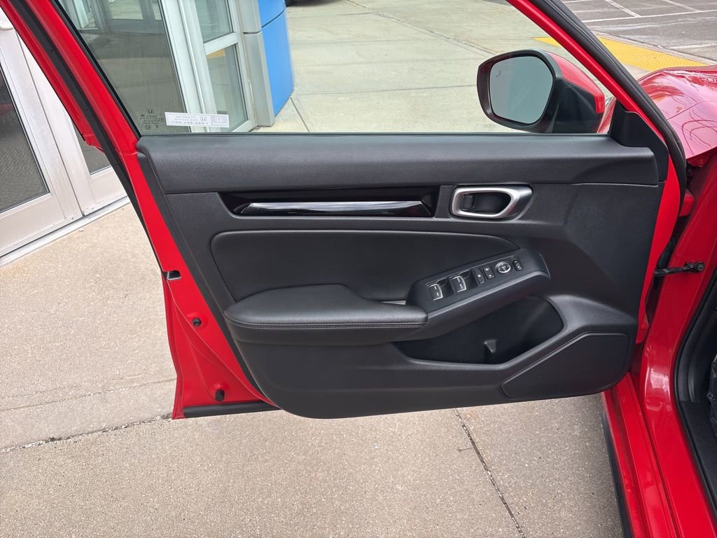 Used 2024 Honda Civic EX-L image 11
