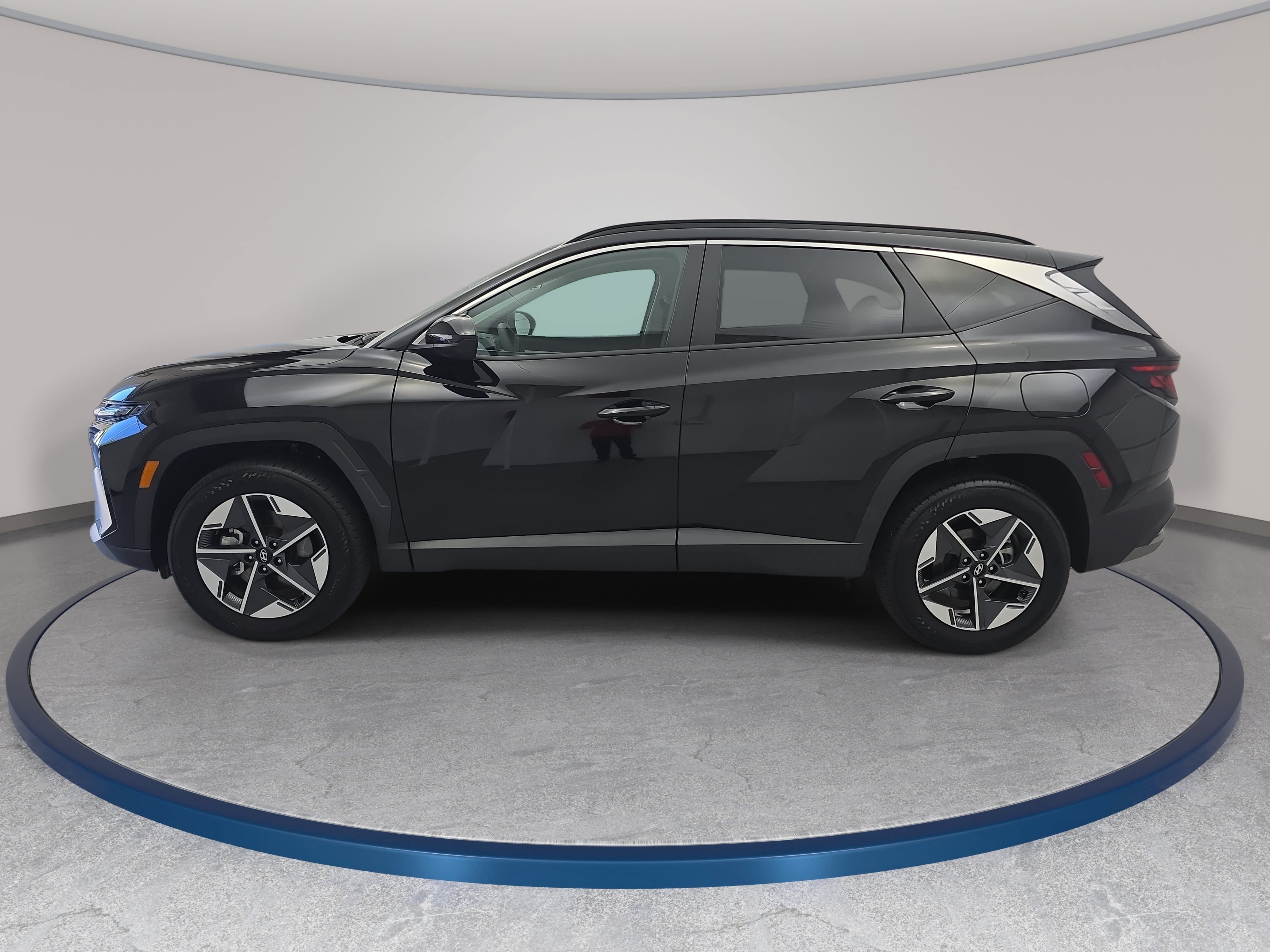 Used 2025 Hyundai Tucson SEL AWD/4WD image 8