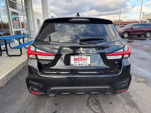 Used 2024 Mitsubishi Outlander Sport SE AWD/4WD image 4