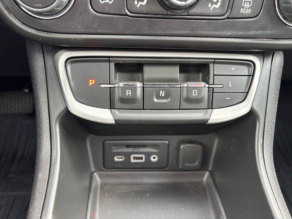 Certified 2023 GMC Terrain SLT w/ Infotainment Package II AWD/4WD image 23