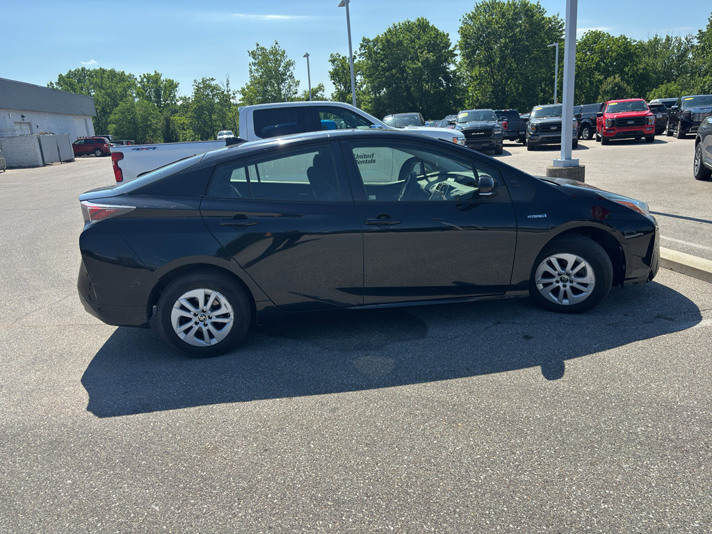 Used 2016 Toyota Prius Two FWD image 5