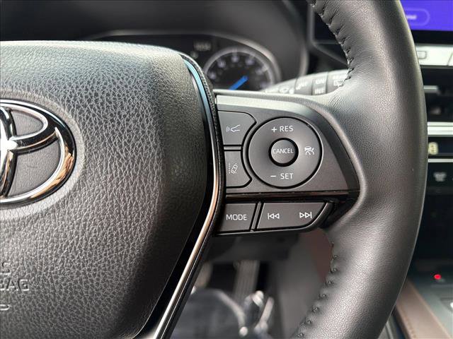 Certified 2024 Toyota Venza XLE image 16