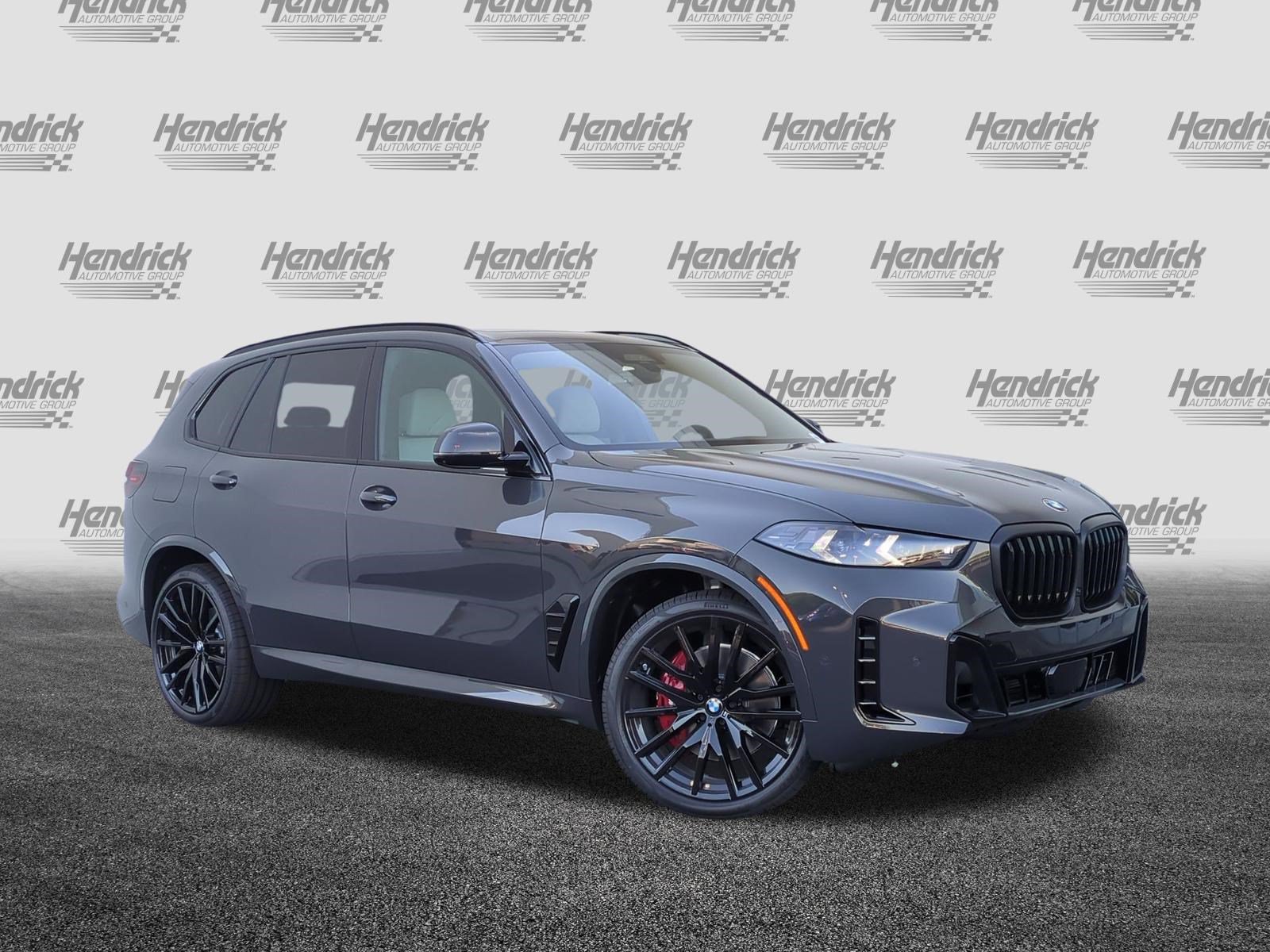 New 2026 BMW X5 xDrive40i w/ M Sport Package AWD/4WD image 2
