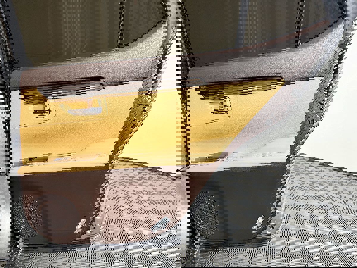 Used 2016 Lexus ES 350 w/ Navigation System Package image 39