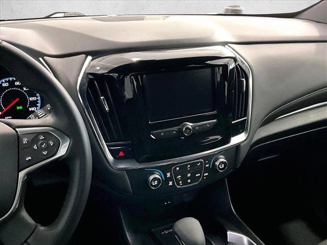 Used 2023 Chevrolet Traverse LT FWD image 8