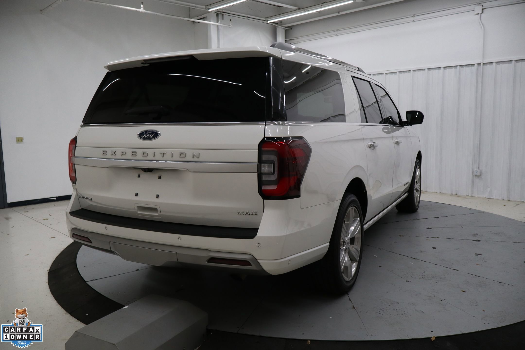 Used 2024 Ford Expedition Max Platinum image 4