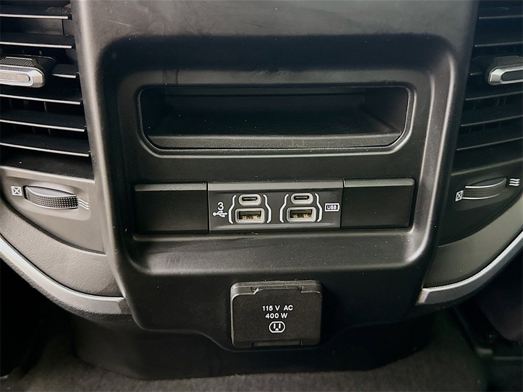 Used 2019 RAM 1500 Big Horn image 26
