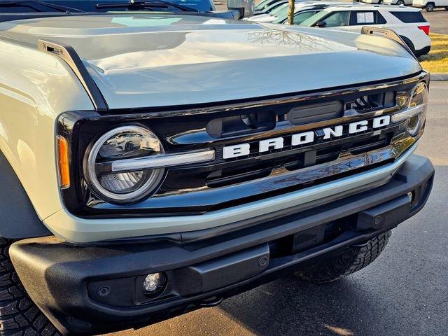 Used 2023 Ford Bronco Outer Banks w/ Sasquatch Package image 3