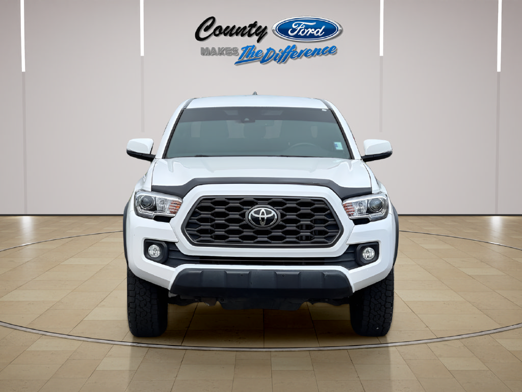 Used 2022 Toyota Tacoma TRD Off-Road w/ Technology Package AWD/4WD image 5