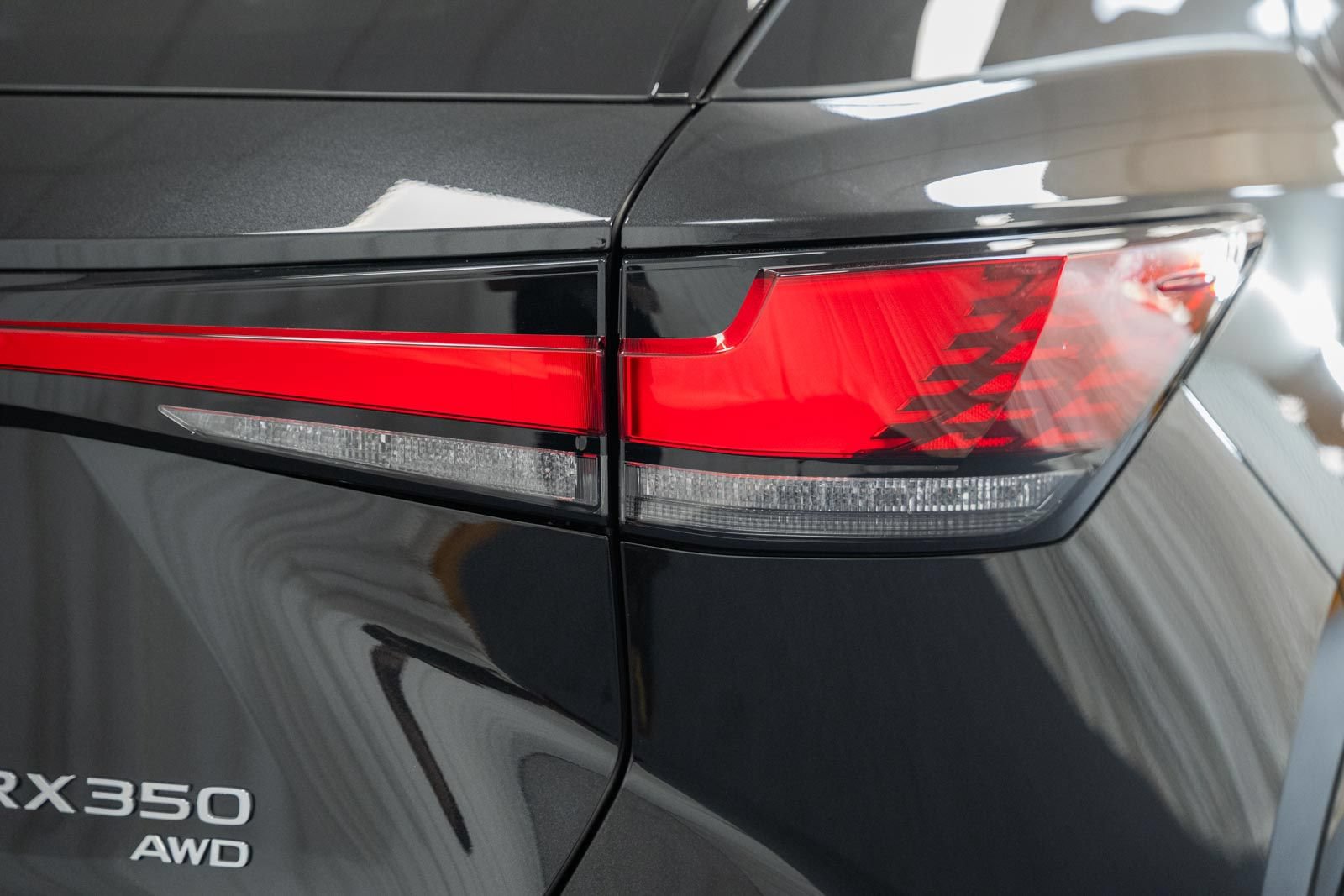 Used 2024 Lexus RX 350 Premium w/ Accessory Package (Z1) AWD/4WD image 9