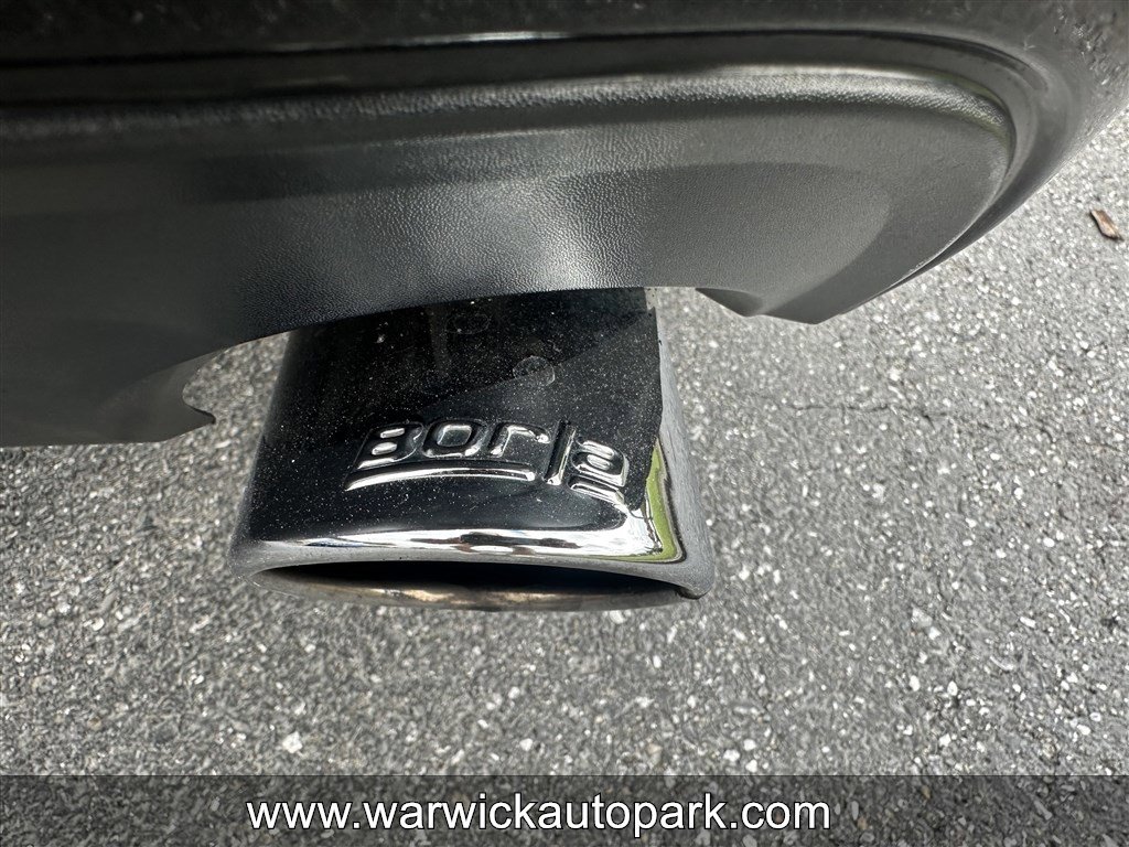 Used 2004 Ford Mustang Cobra RWD image 17