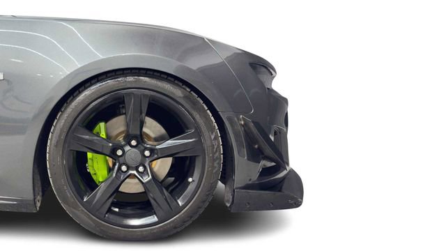Used 2018 Chevrolet Camaro SS image 8