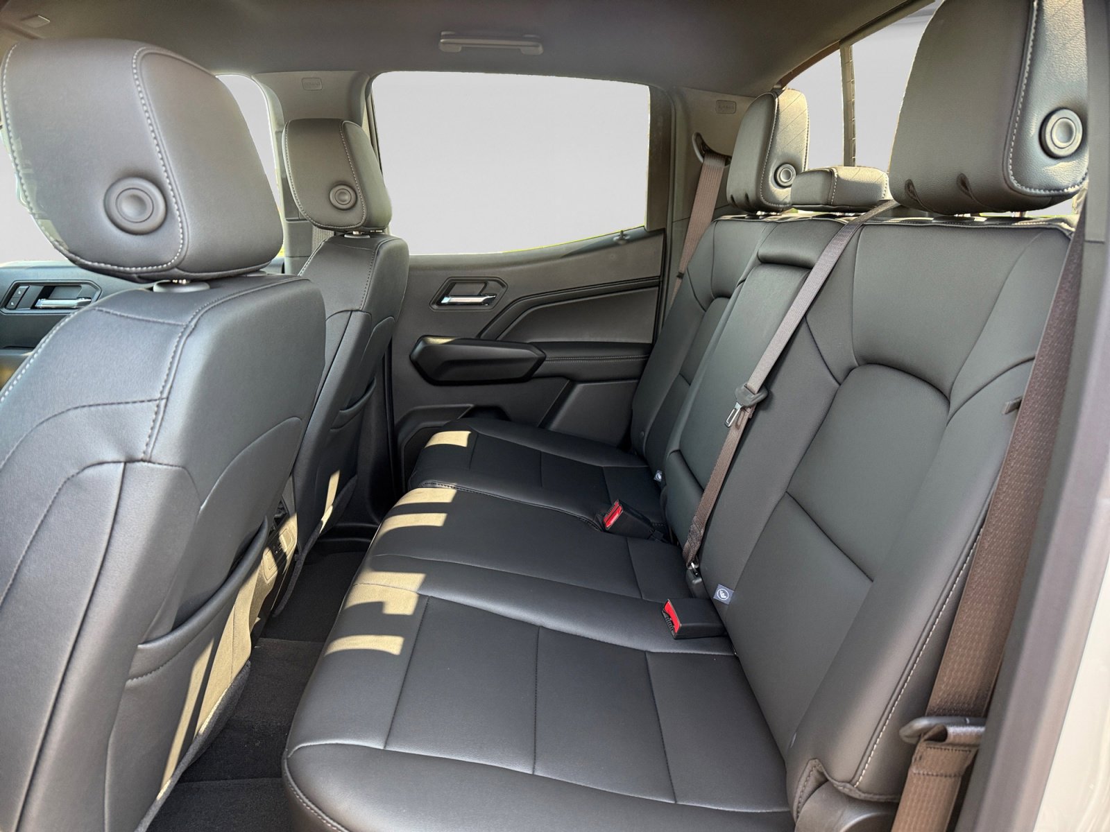 New 2026 GMC Canyon Elevation w/ Convenience Package image 16