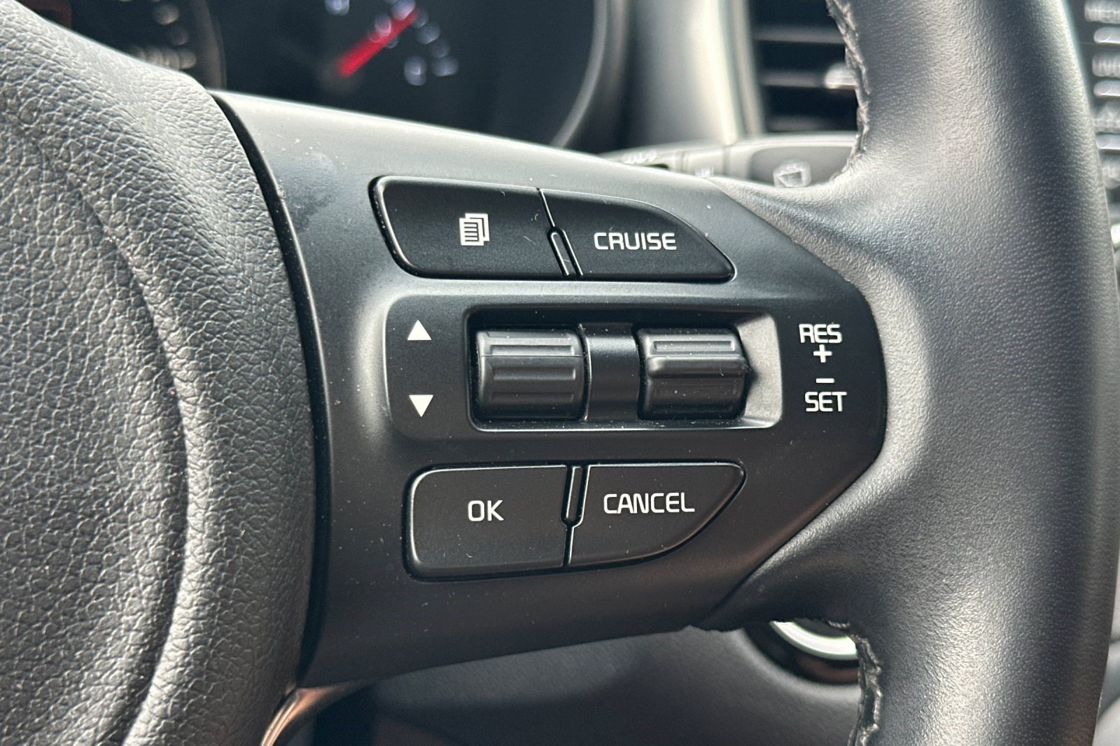 Used 2017 Kia Sorento SX AWD/4WD image 31