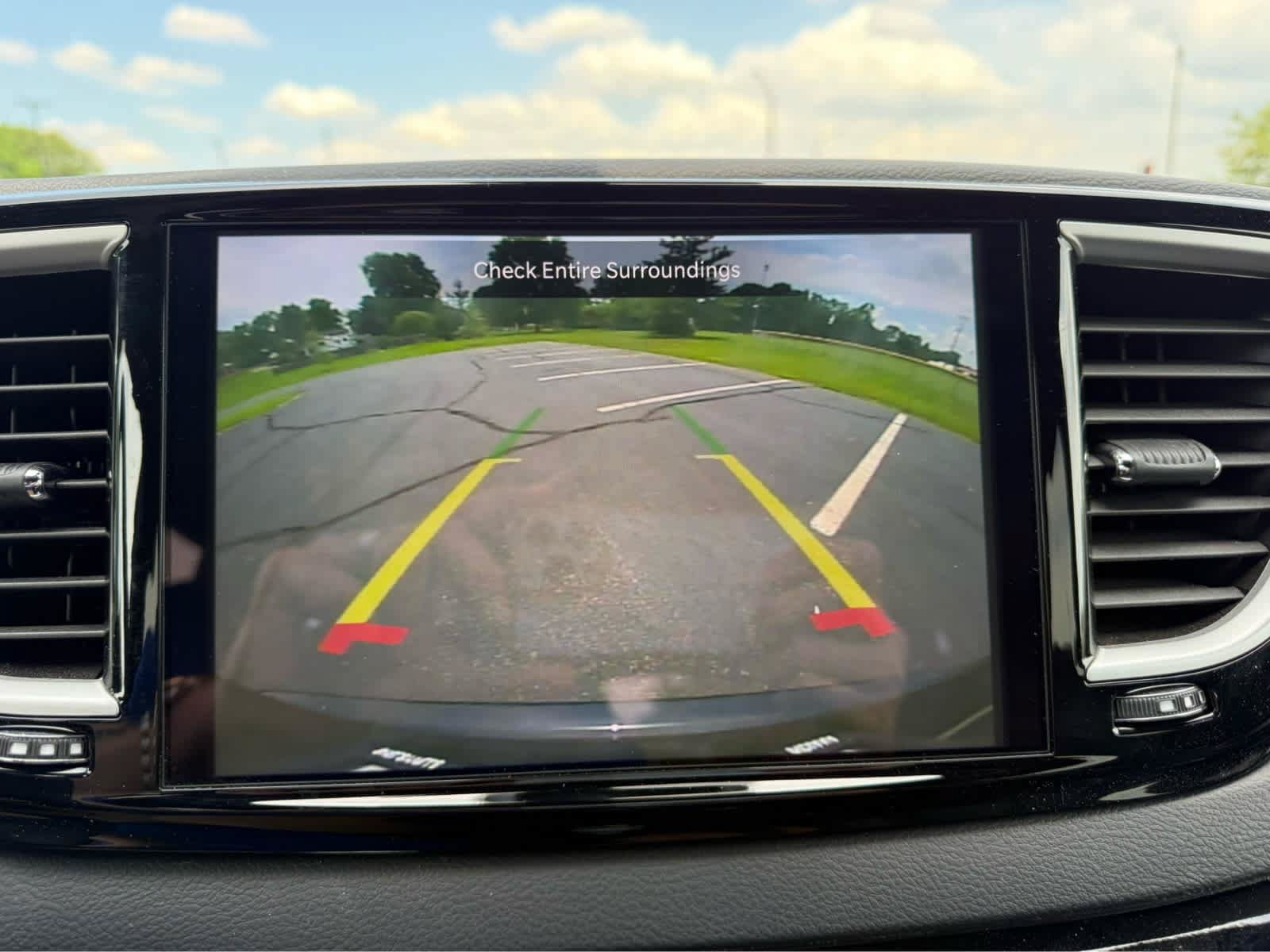 Used 2026 Chrysler Pacifica Select FWD image 22