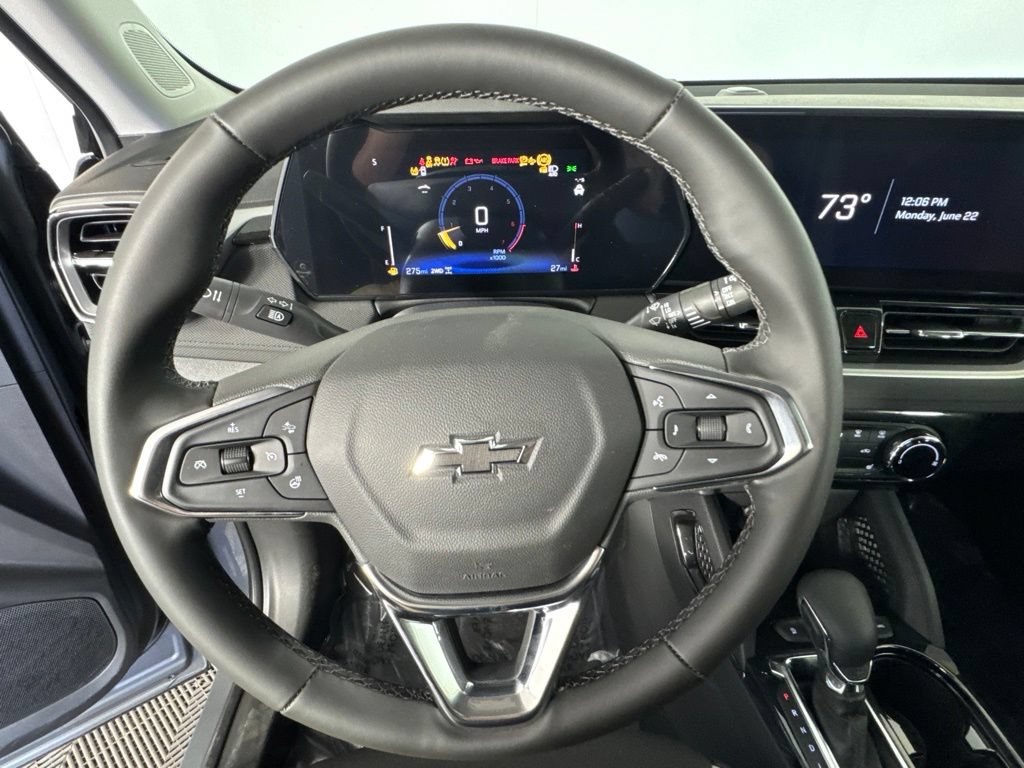 New 2026 Chevrolet TrailBlazer LT w/ Midnight Edition AWD/4WD image 10