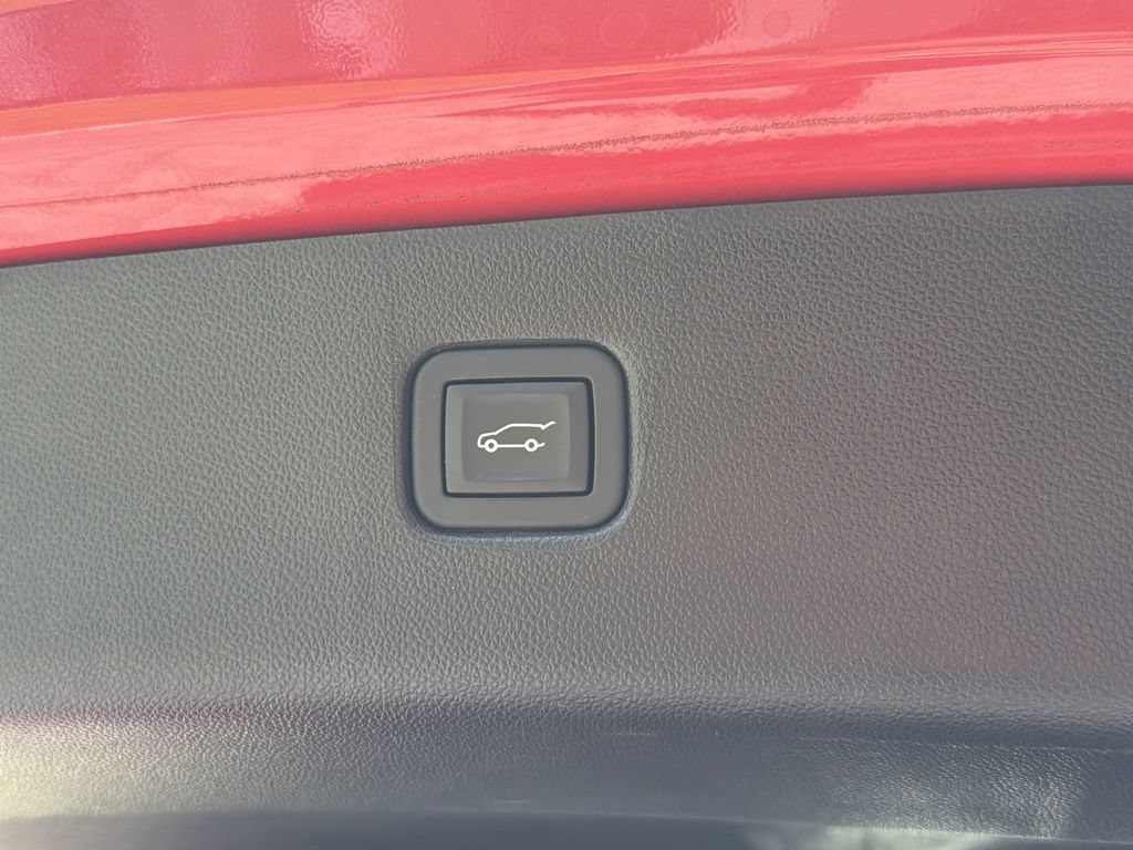 Certified 2023 Chevrolet Blazer RS w/ Driver Confidence II Package FWD image 13
