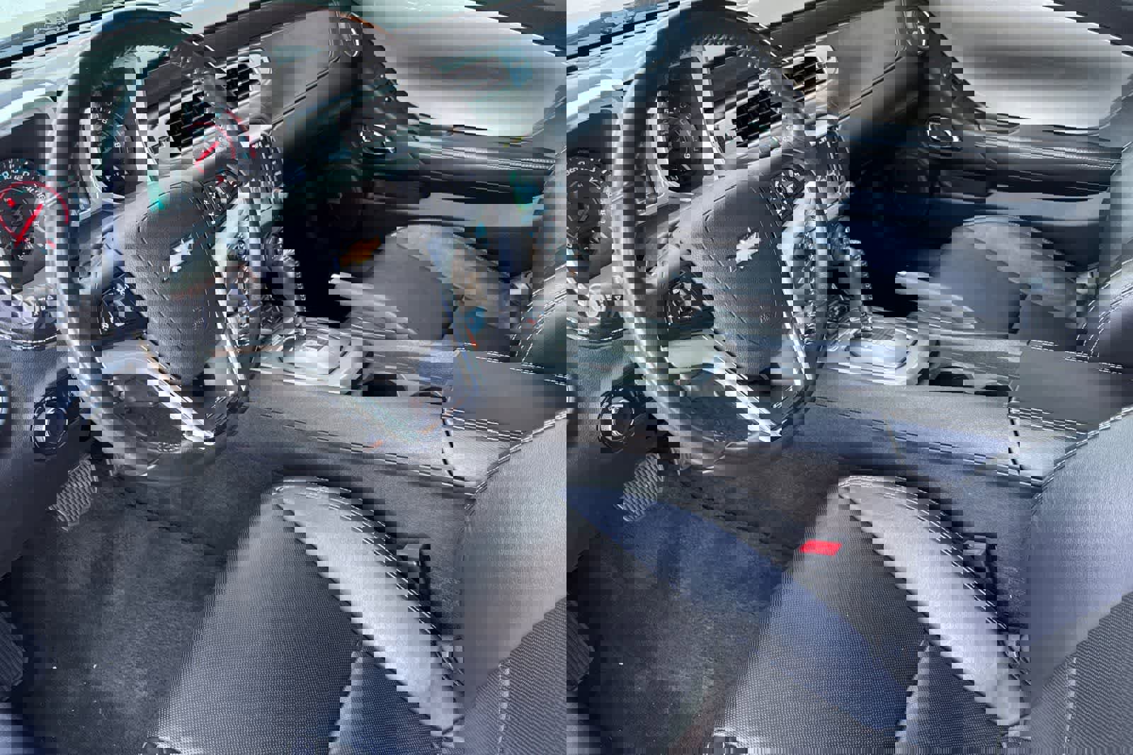 Used 2013 Chevrolet Camaro SS image 3