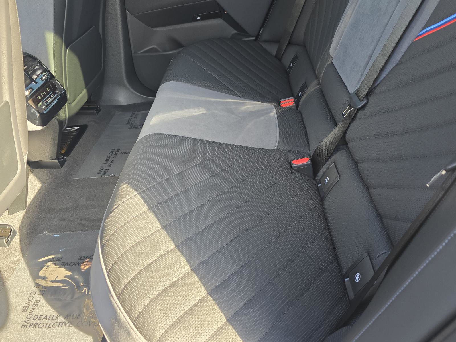 New 2026 BMW iX xDrive60 w/ M Sport Package image 10