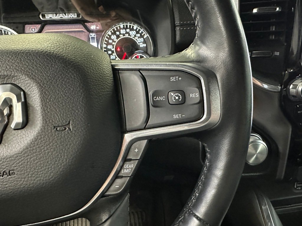 Used 2023 RAM 1500 Laramie AWD/4WD image 11