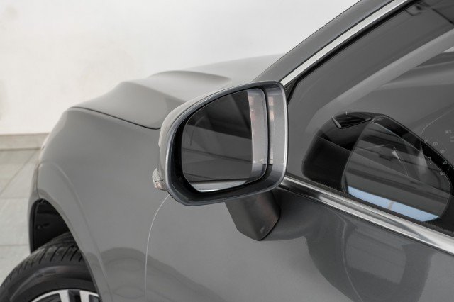 Used 2021 Volvo XC60 T5 Momentum w/ Protection Package Premier FWD image 42
