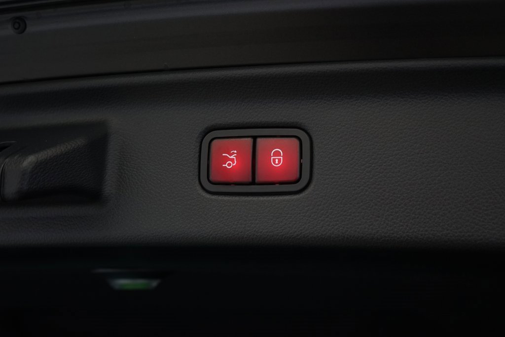 Used 2025 Mercedes-Benz S 63 AMG S image 33