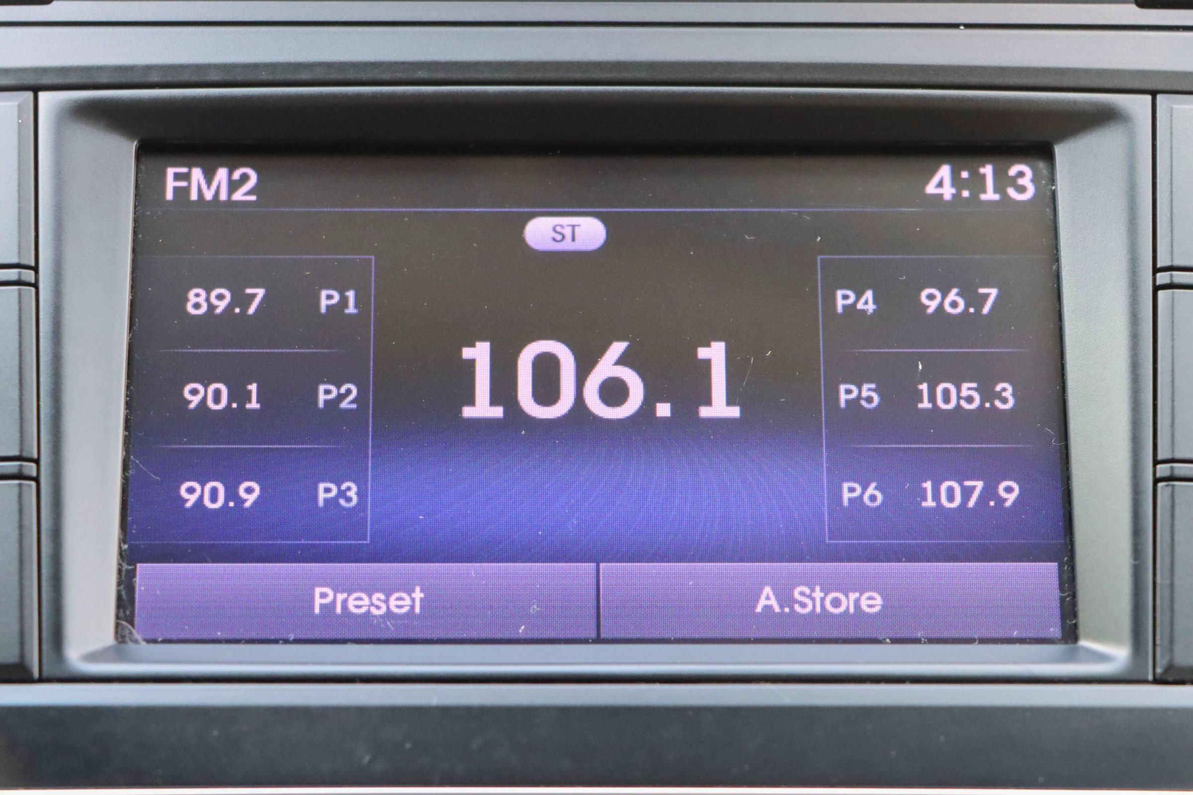 Used 2017 Hyundai Santa Fe Sport FWD image 31
