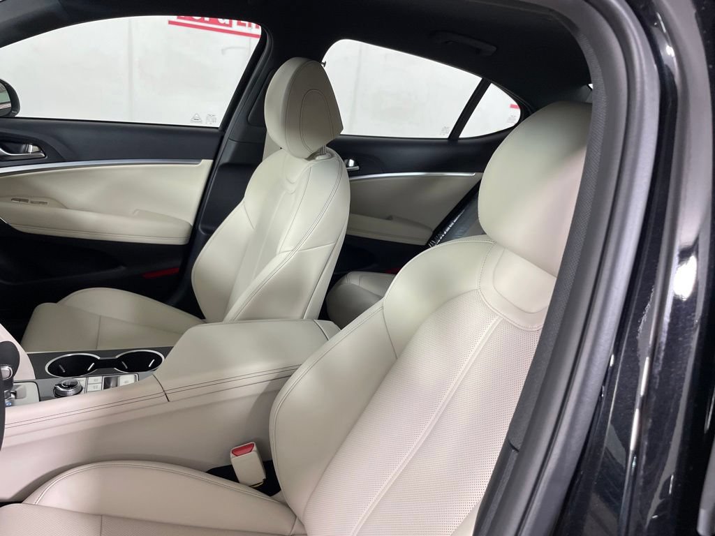 New 2026 Genesis G70 2.5T AWD/4WD image 18