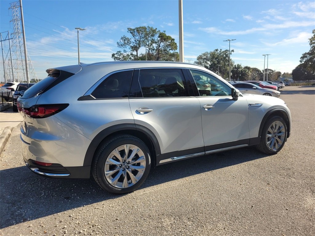 Certified 2025 MAZDA CX-90 3.3 Turbo w/ Premium Plus Pkg image 10